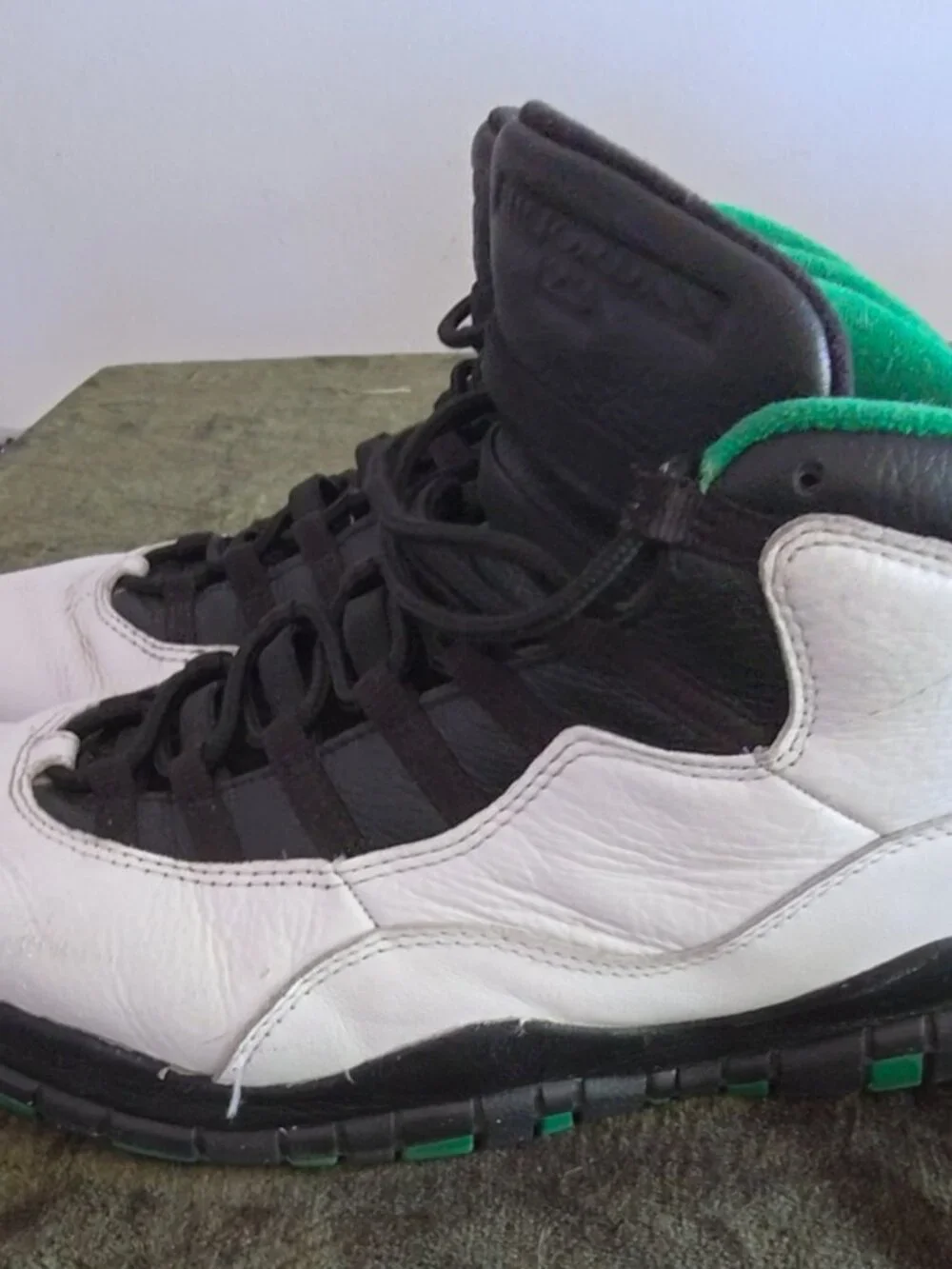 Air Jordan 10 Retro Seattle SuperSonics Size 11.5 Men's 310805-137
